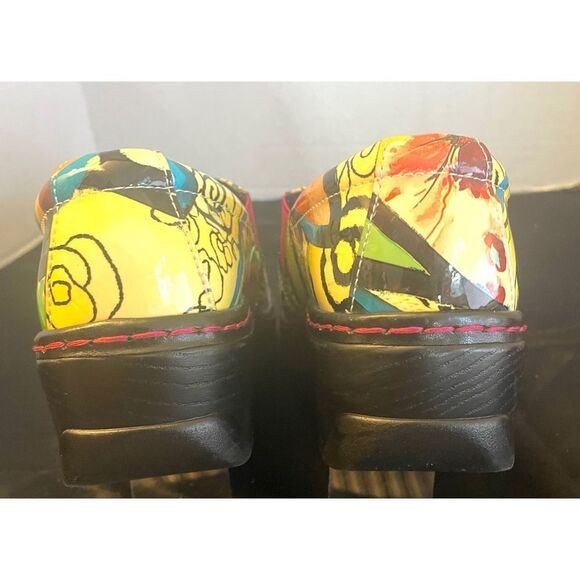 Klogs Naples Size 8 M Patent Leather Multi Color Floral Slip On Shoes Clogs - Picture 3 of 11